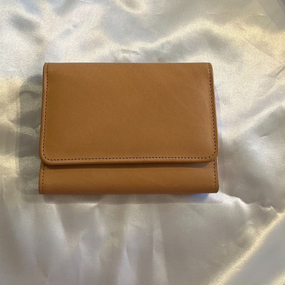 Coach Leather Wallet Tan AUTHENTIC